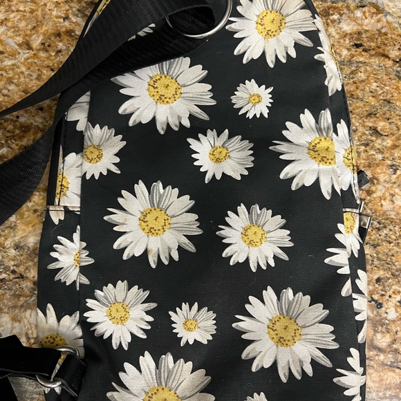 Daisy floral print sling bag - Picture 3 of 3